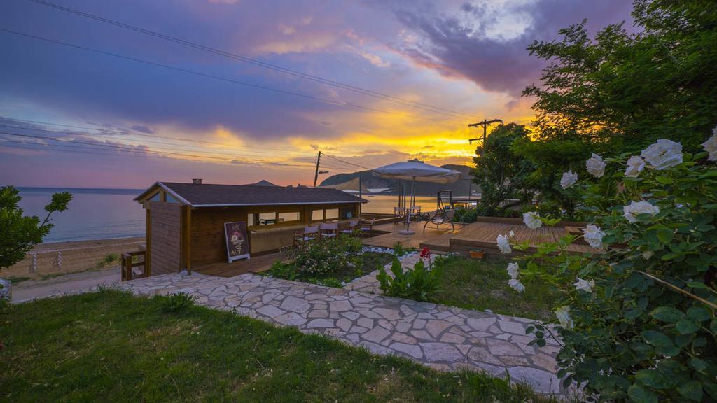 Vistonia Apartment Агиос Георгиос Пагон Екстериор снимка